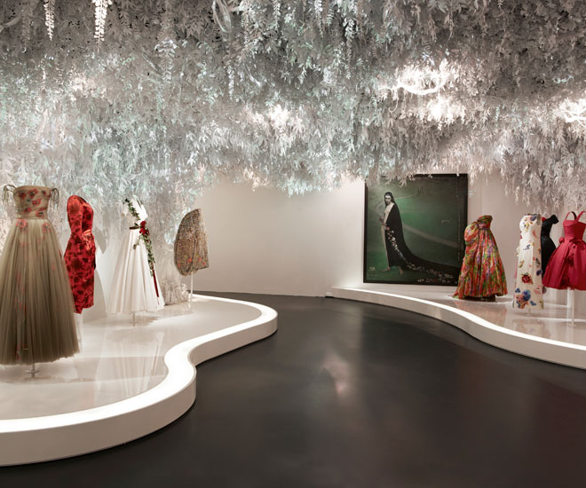 Christian-Dior-exhibit-18